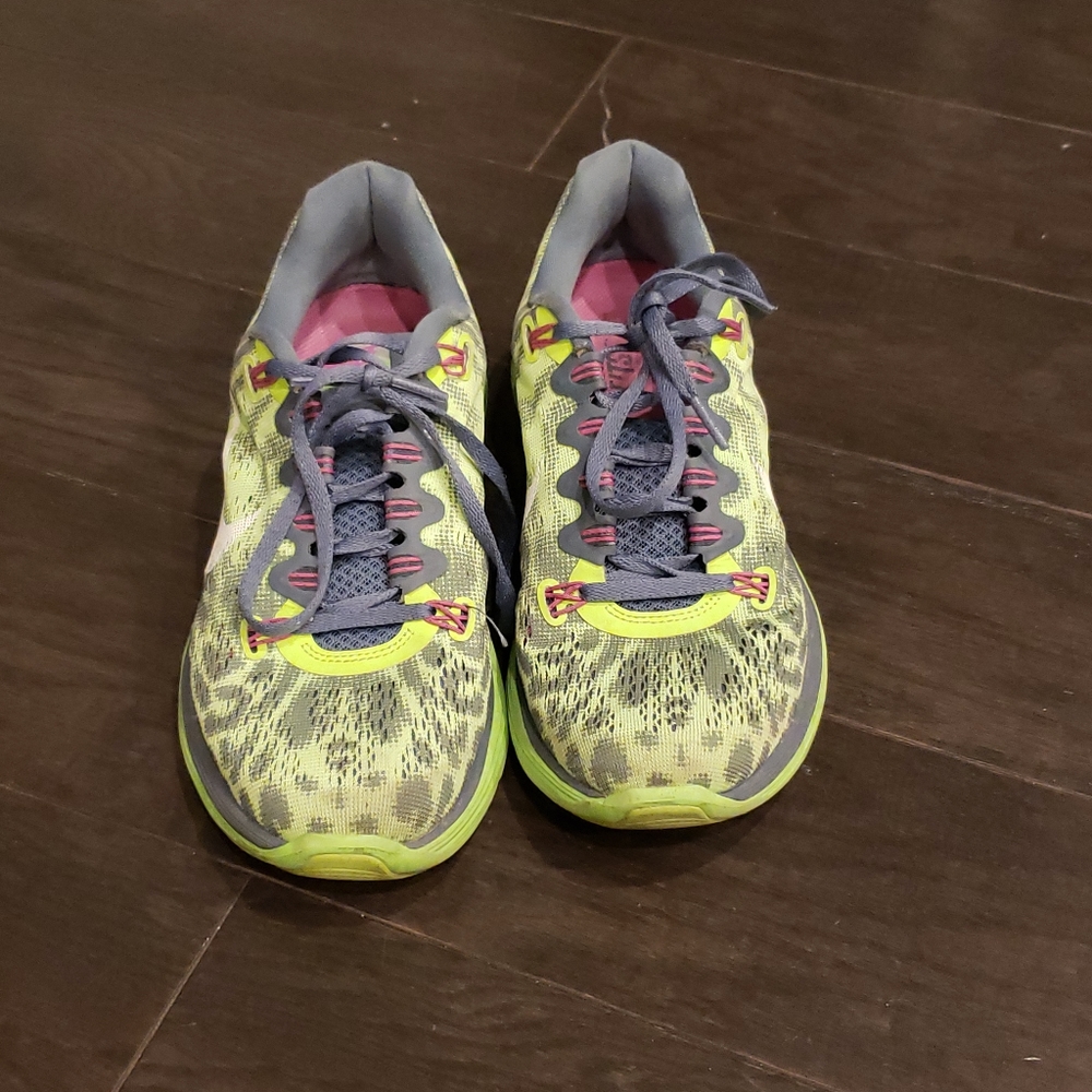Gently used Nike sneakers